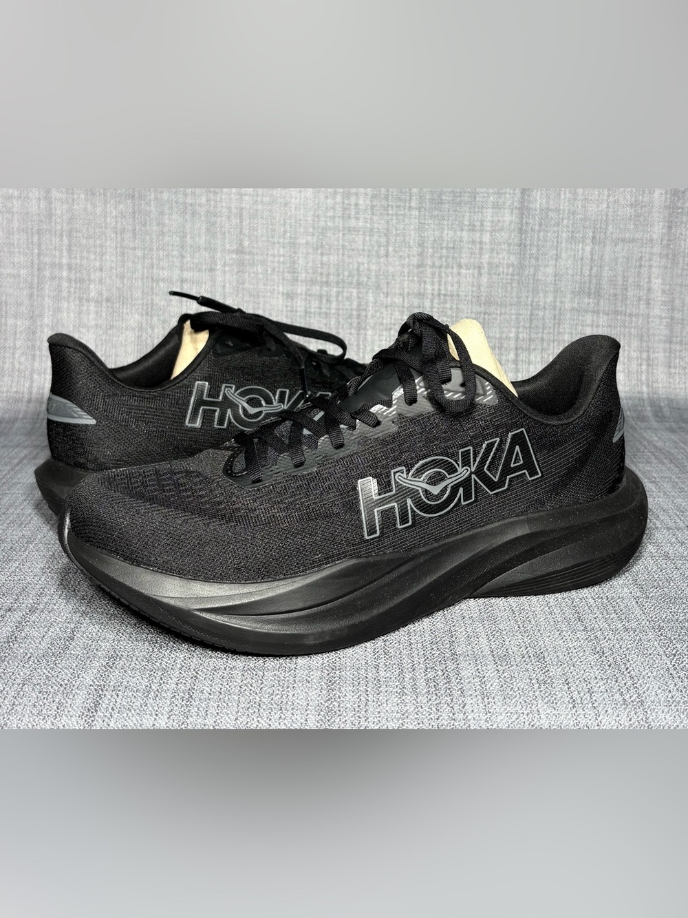 Hoka Men’s Mach 7 Running Sneakers Black/Black Size 10.5 - Picture 2 of 7